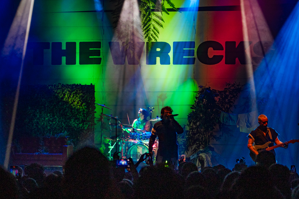 A Glimpse Into The Inside: Outside Tour With The Wrecks